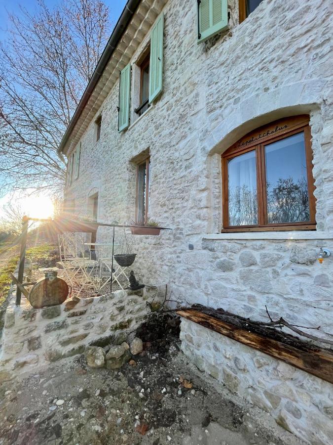 Le Petit Chalus Grand Gite Forcalquier Exterior photo
